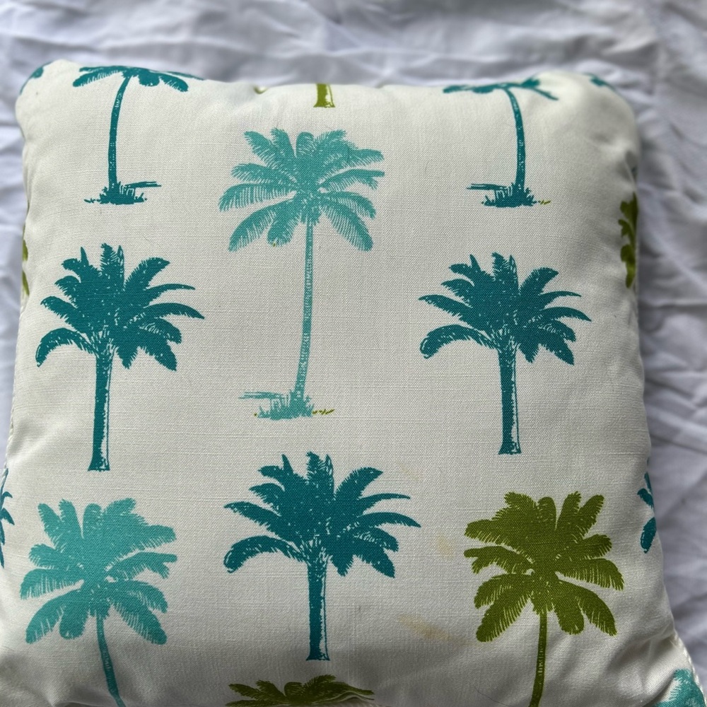Pier 1 Palm Tree Accent Pillows Coastal Serenity - Picture 2 of 2